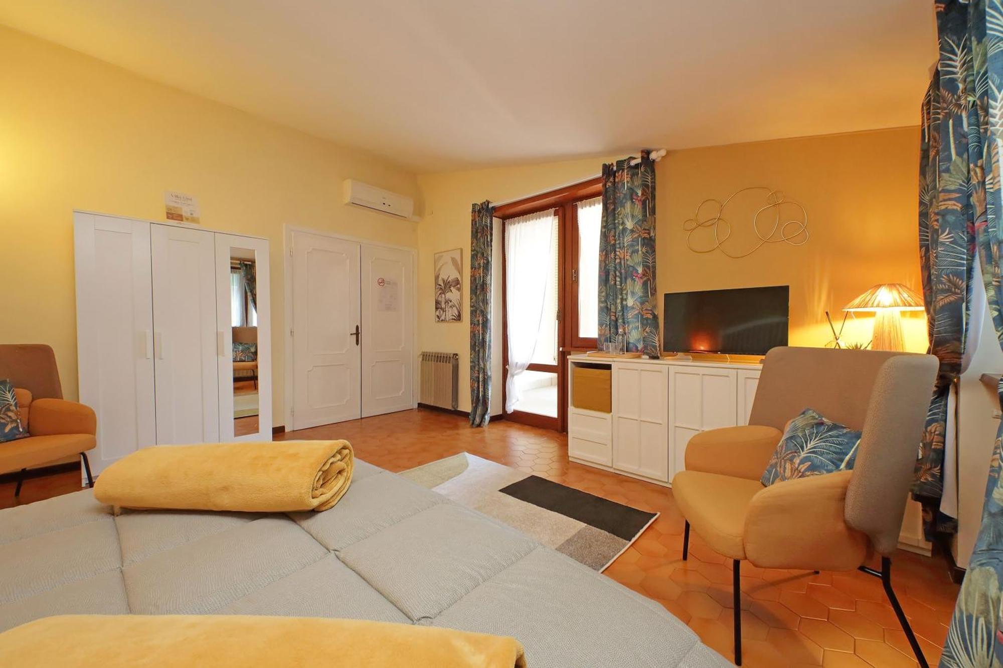 Villa Gisi Guest House Fiumicino Exterior photo